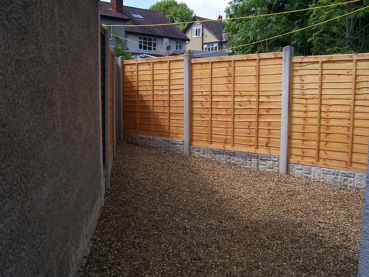 The Tops Self Catering Leeds  0*, Leeds (West Yorkshire) United Kingdom