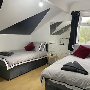 Apartment Modern 2 Bedroom Flat Close To Centre, Leeds (West Yorkshire)